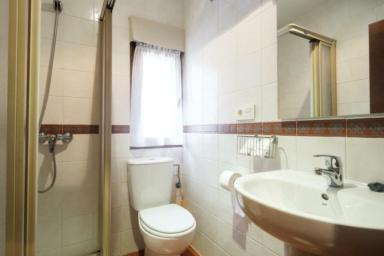 Apartamentos De Herminia Manzaneda  Eksteriør billede