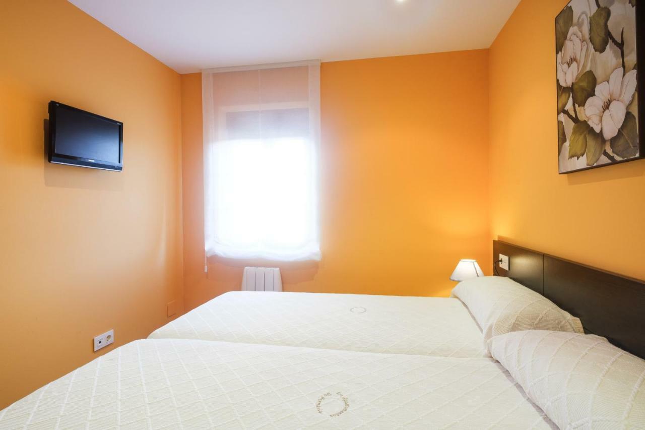 Apartamentos De Herminia Manzaneda  Eksteriør billede